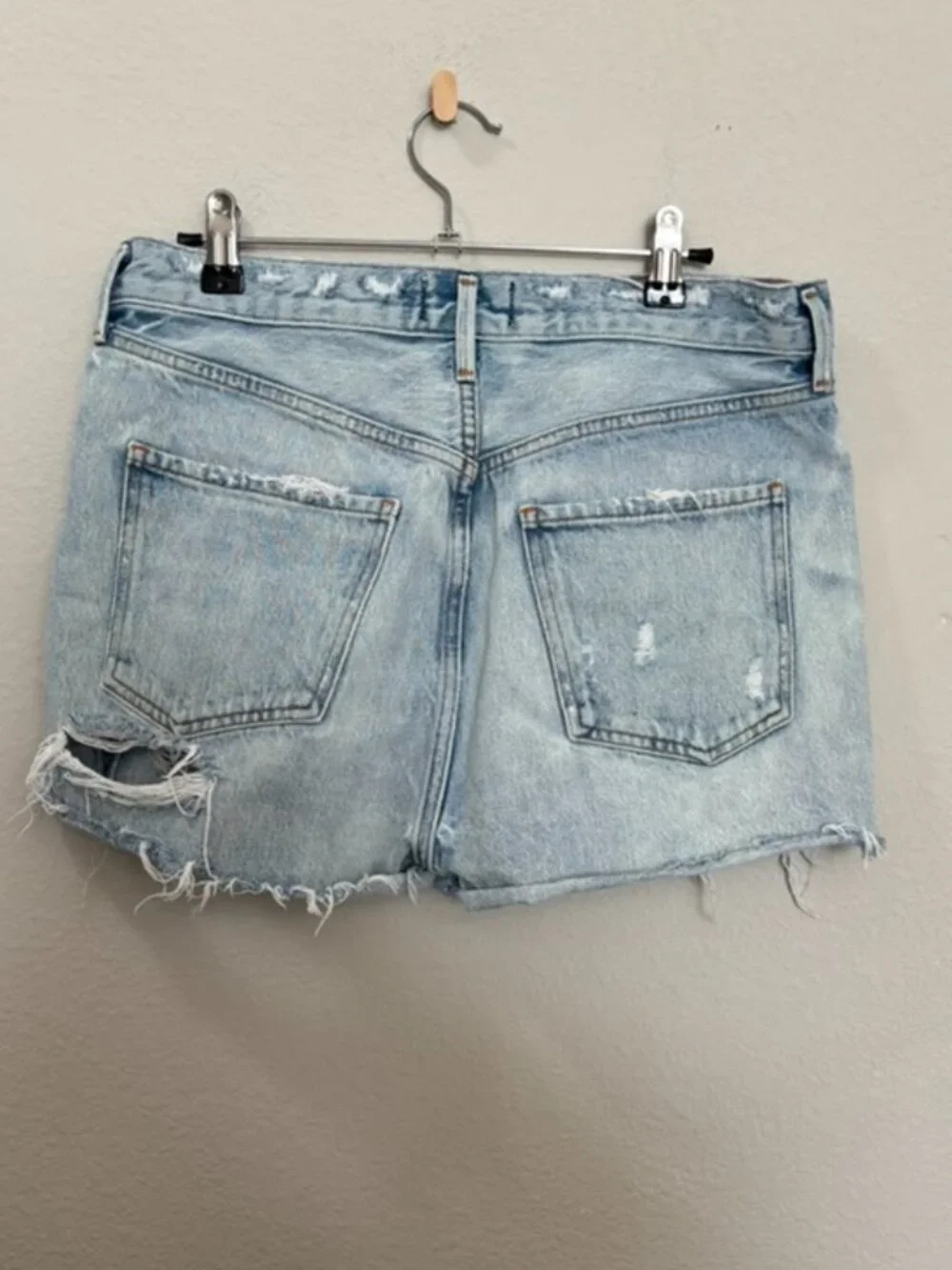 AGOLDE Parker High Rise Cutoff Distressed Light Wash Denim Shorts Size 29 - Picture 2 of 6